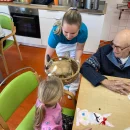 Velikonoční návštěva Koťátek u seniorů